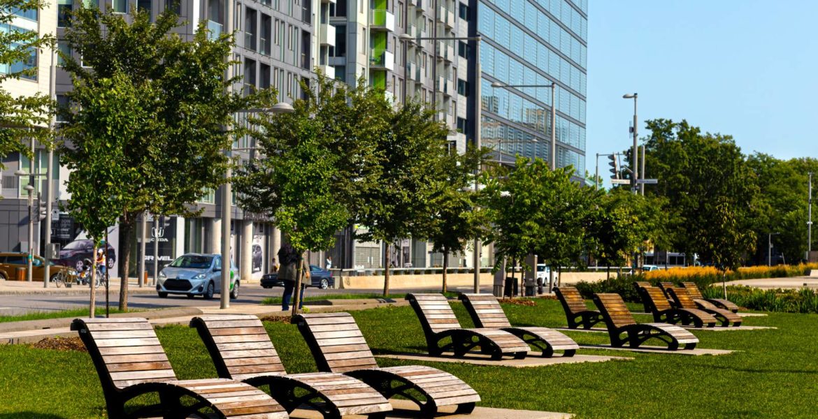 Bonaventure park lounge chairs