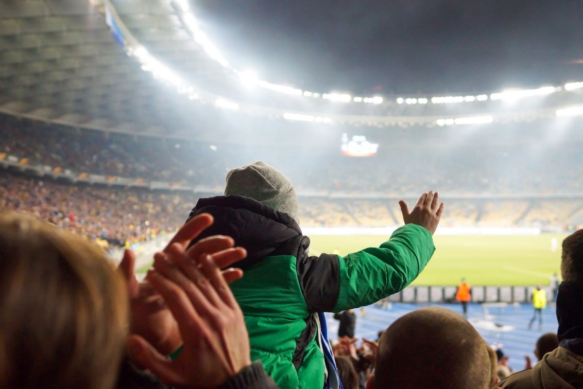 Trouvez vos fans, l'hymne et les rituels du caucus